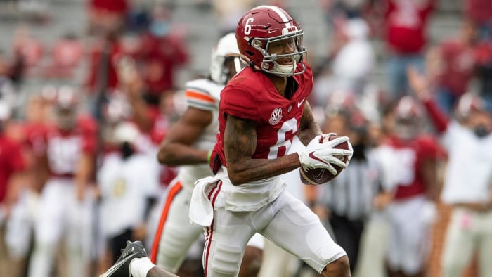 Smith breaks away for a touchdown against Auburn.